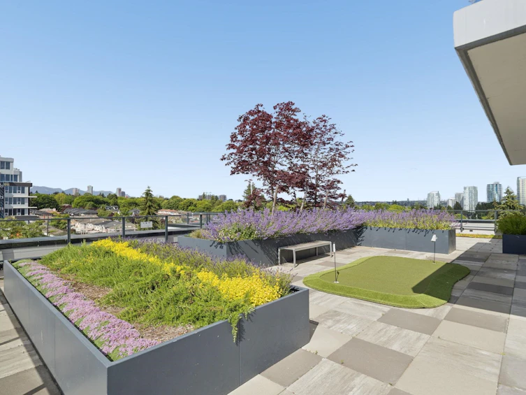 310-8398 Oak Street, Vancouver, BC, V6P 0L9 - 10