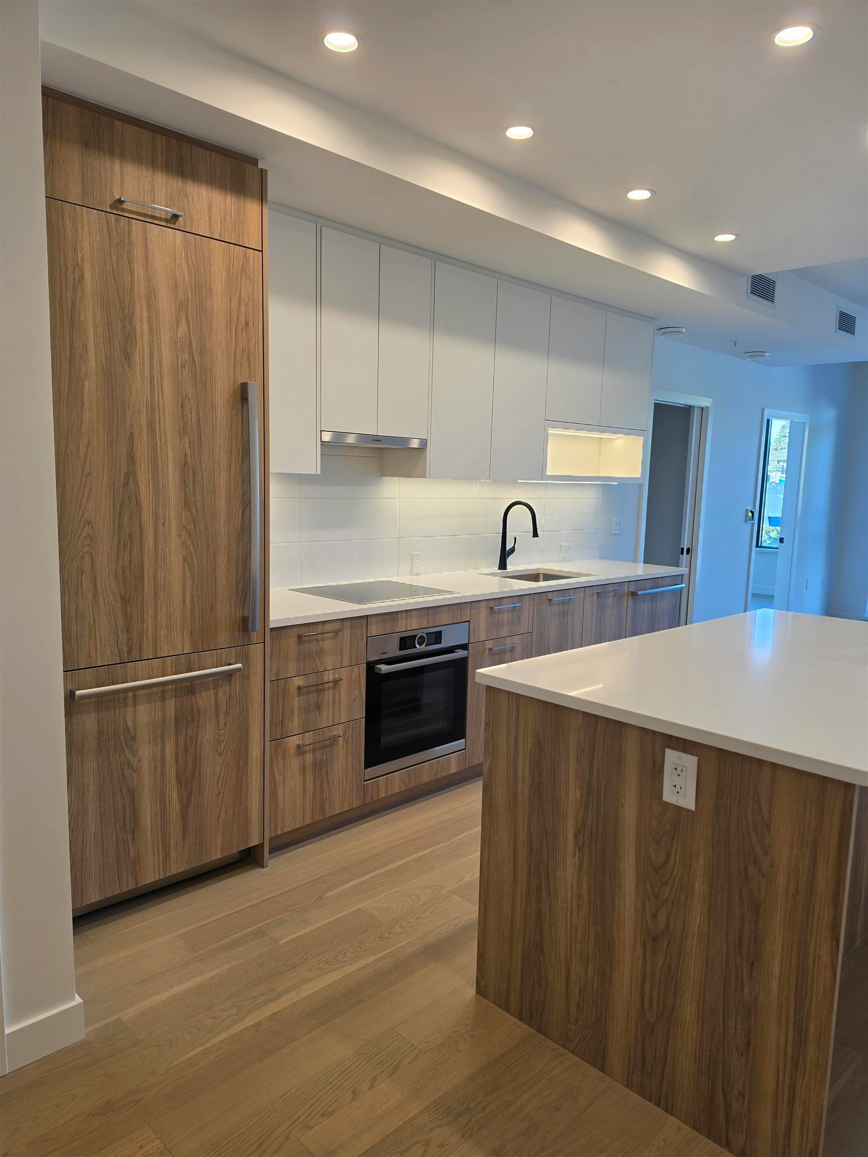310-8398 Oak Street, Vancouver, BC, V6P 0L9 - 3