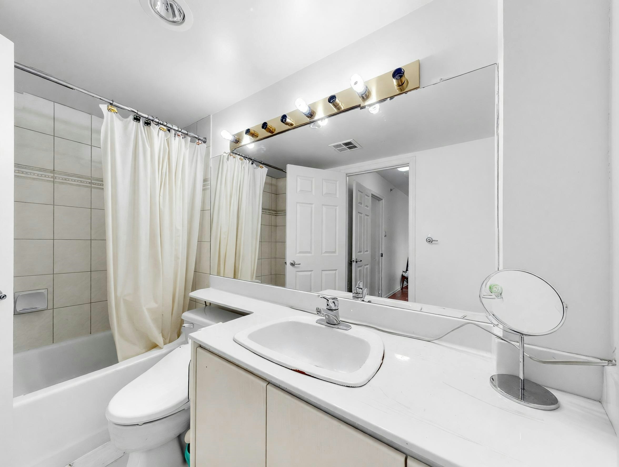 1302-8246 Lansdowne Road, Richmond, BC, V6X 3Y4 - 15