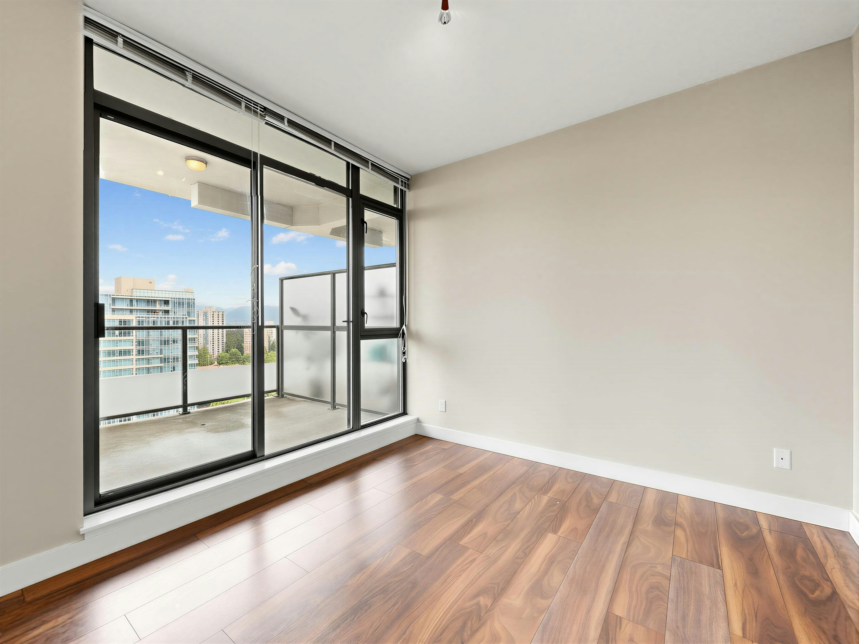 2902-7088 18th Avenue, Burnaby, BC, V3N 0A2 - 11