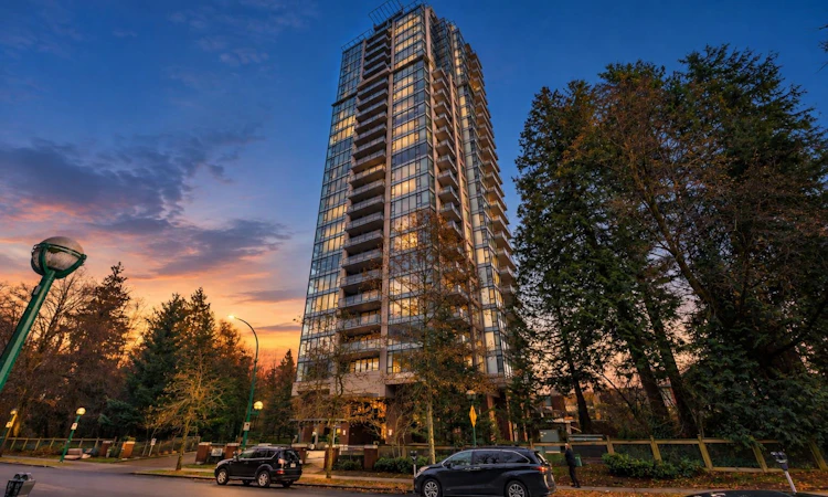 2902-7088 18th Avenue