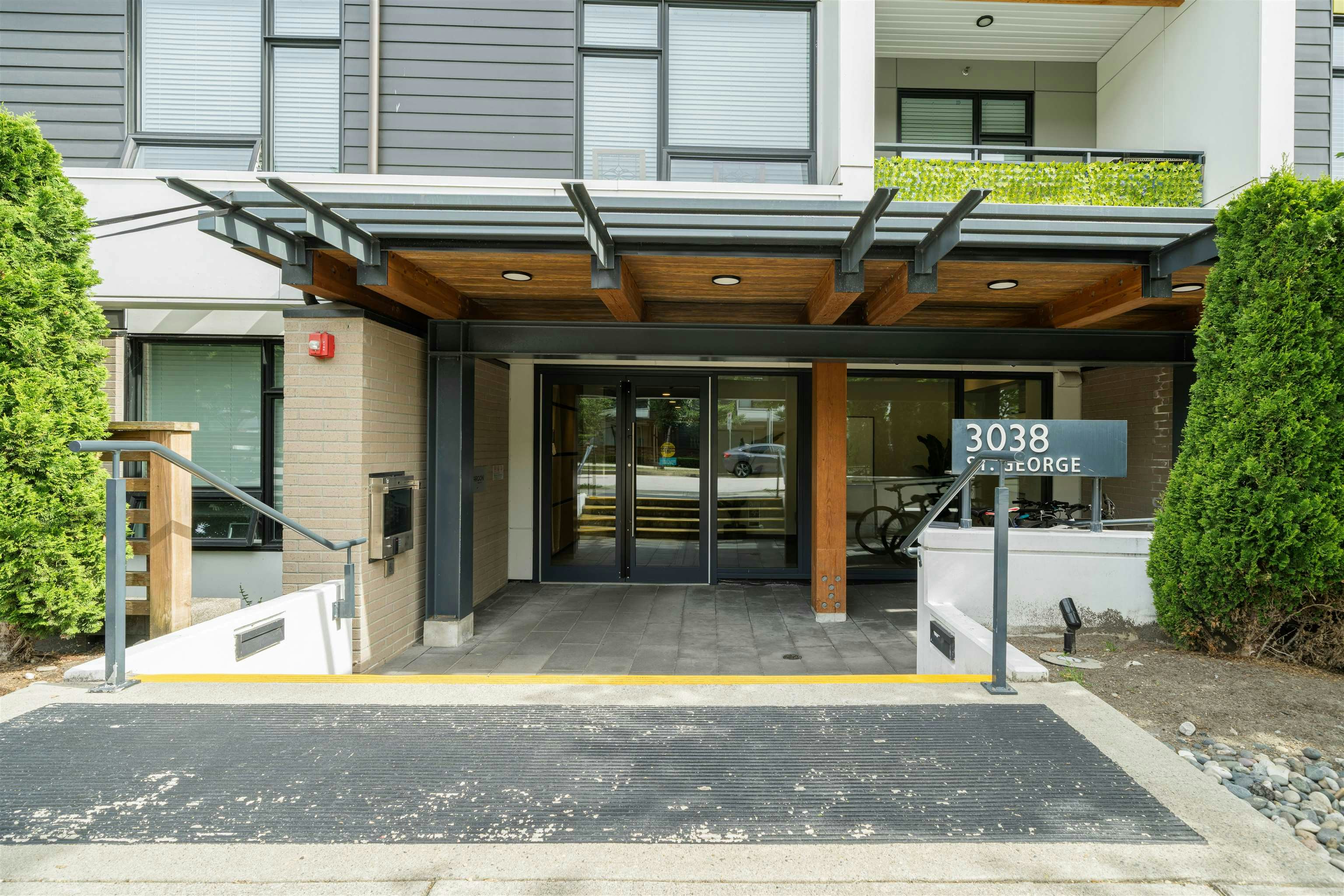 303-3038 St George Street, Port Moody, BC, V3H 0L3 - 27