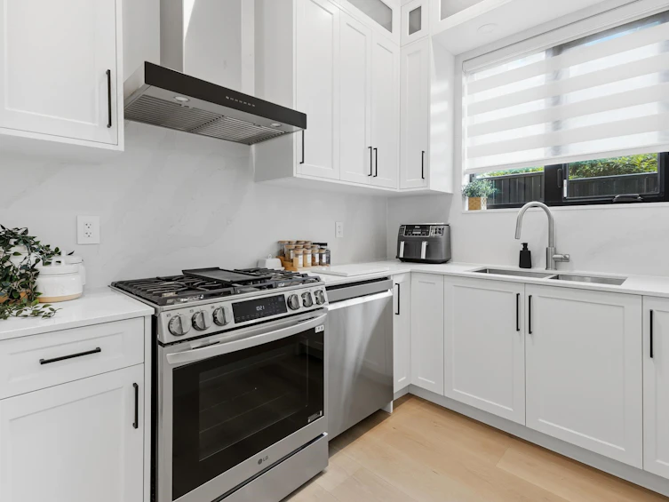 1575 Cornell Avenue, Coquitlam, BC, V3J 3A2 - 8