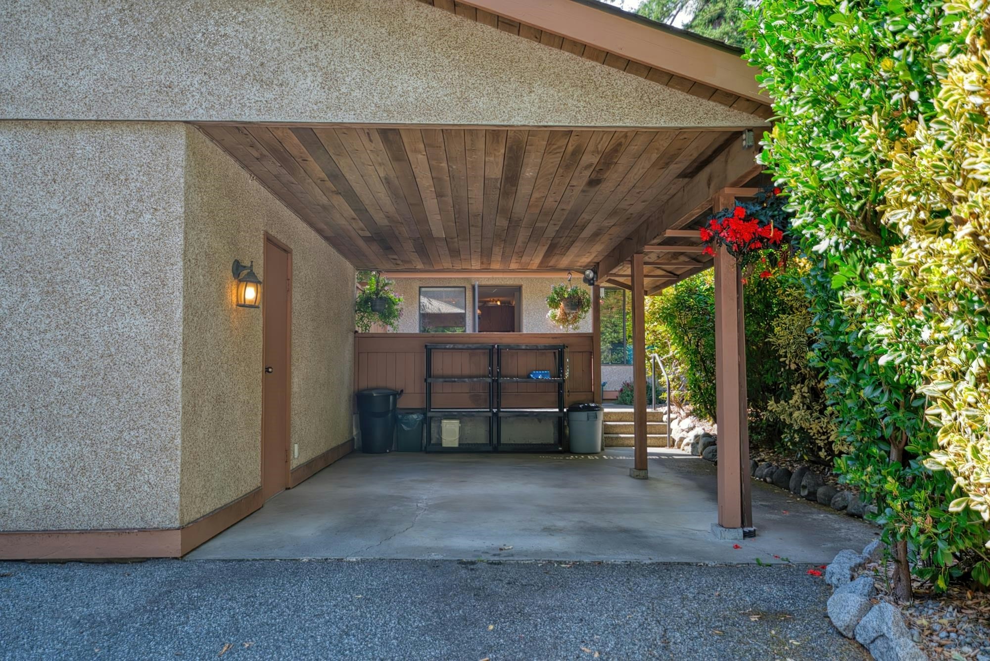 837 North Road - 4