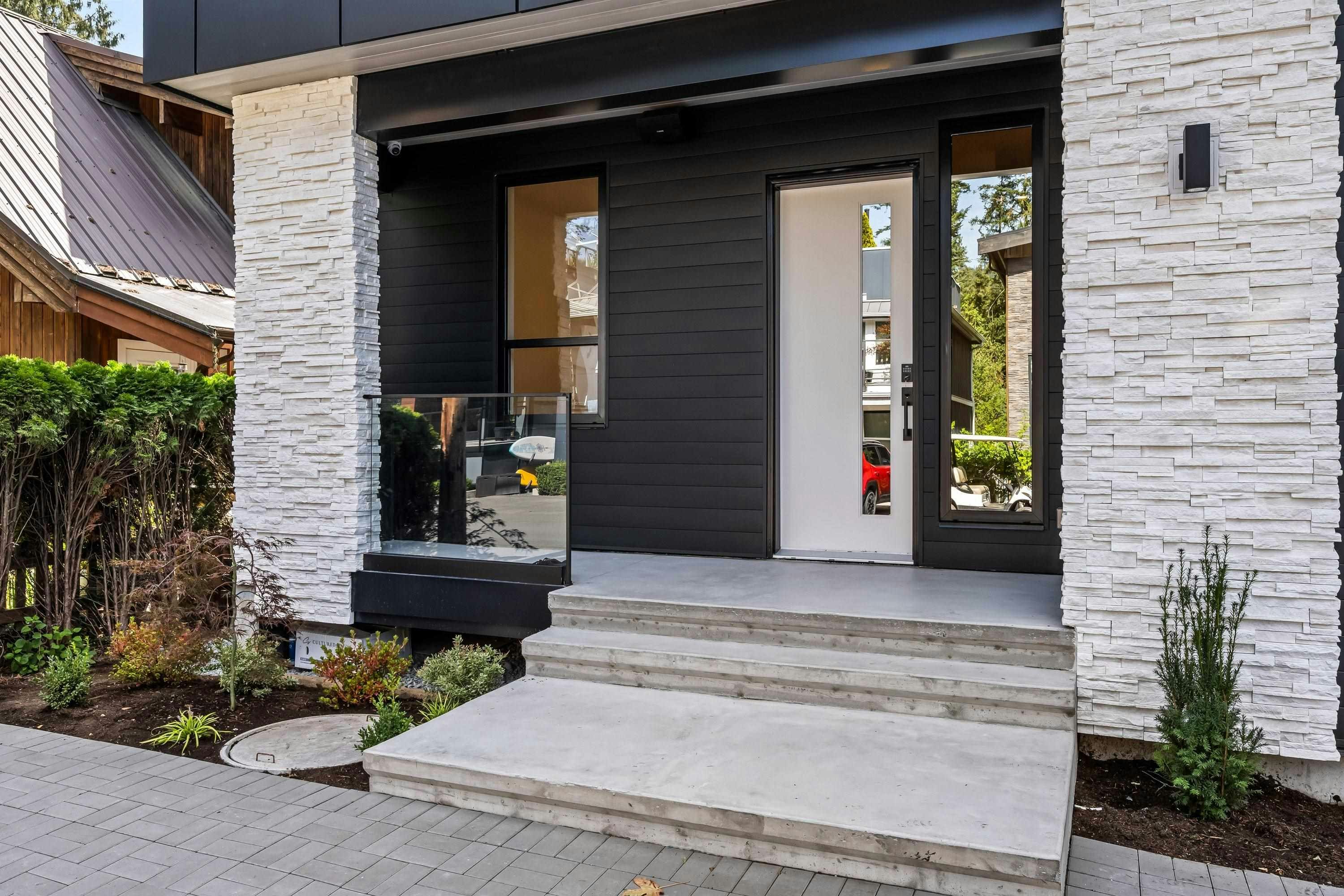 278 Fir Street, Cultus Lake, BC, V2R 4Y5 - 9