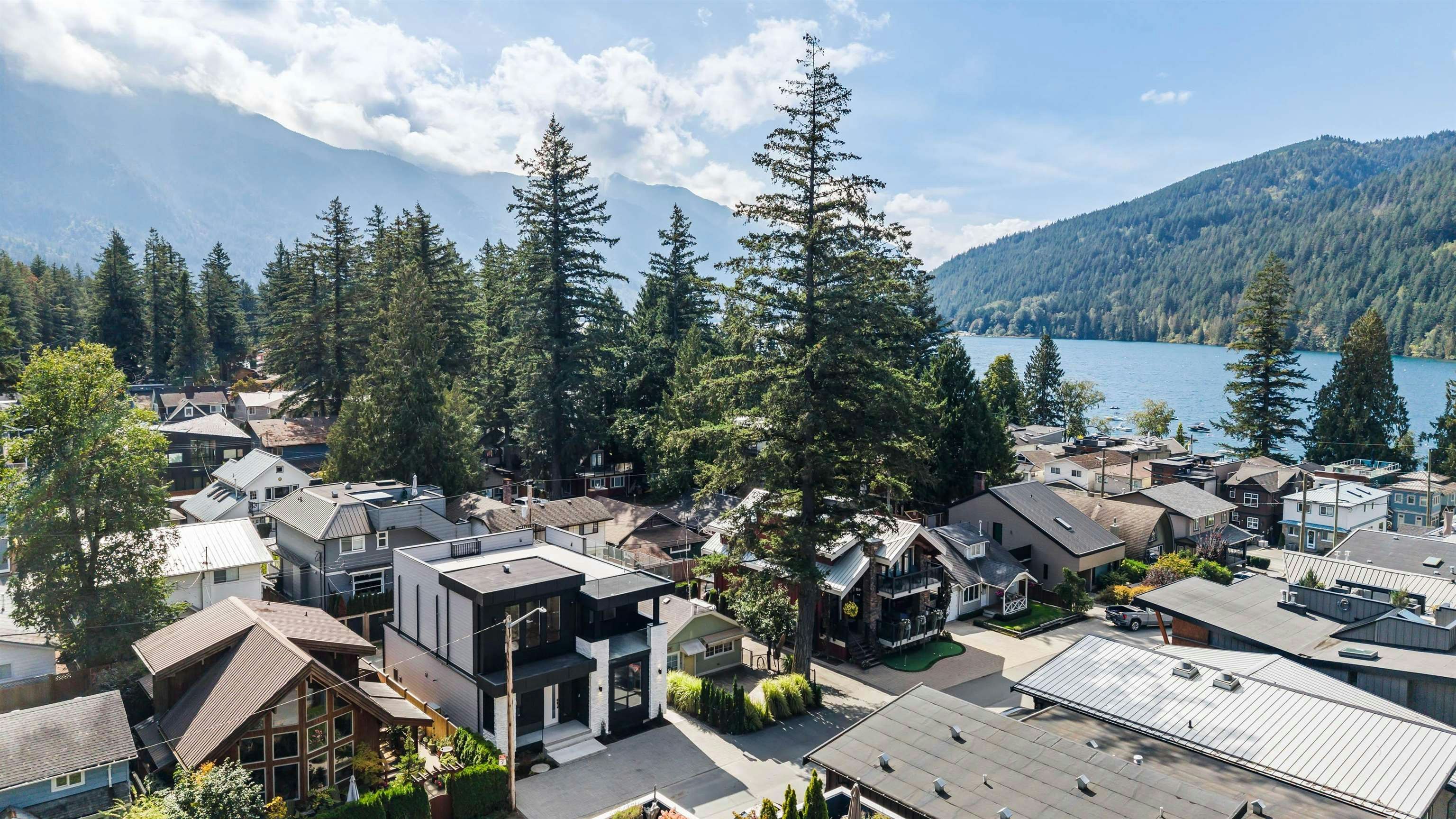 278 Fir Street, Cultus Lake, BC, V2R 4Y5 - 36