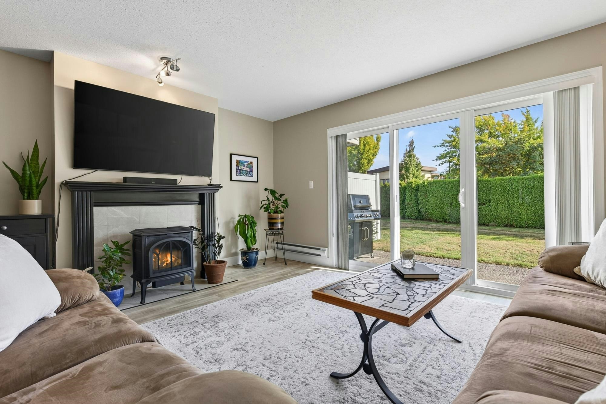 3-46350 Cessna Drive, Chilliwack, BC, V2P 7W3 - 3