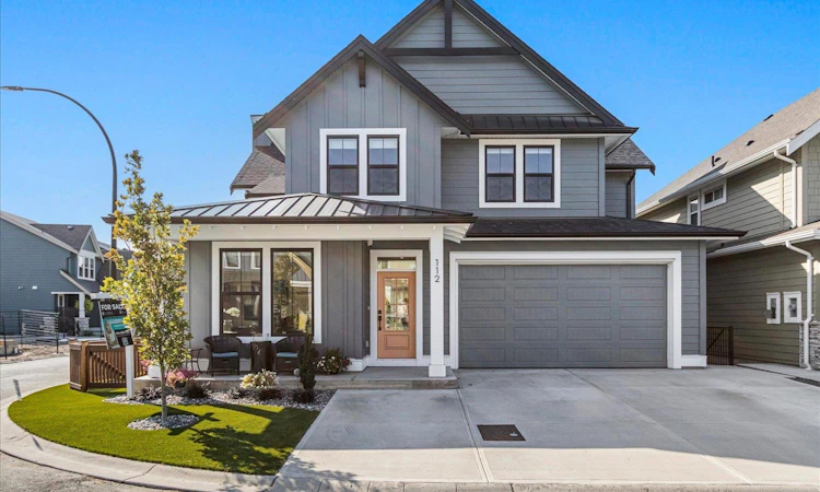 112-46211 Promontory Road