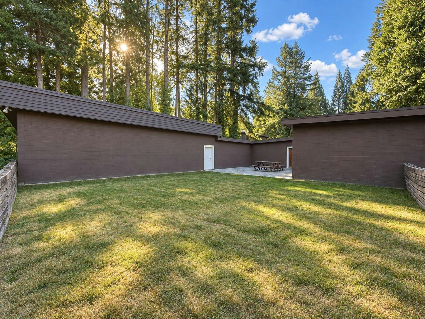 13897 56a Avenue, Surrey, BC, V3X 2X5 - 39