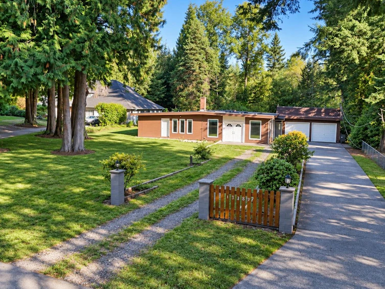 13897 56a Avenue, Surrey, BC, V3X 2X5 - 3