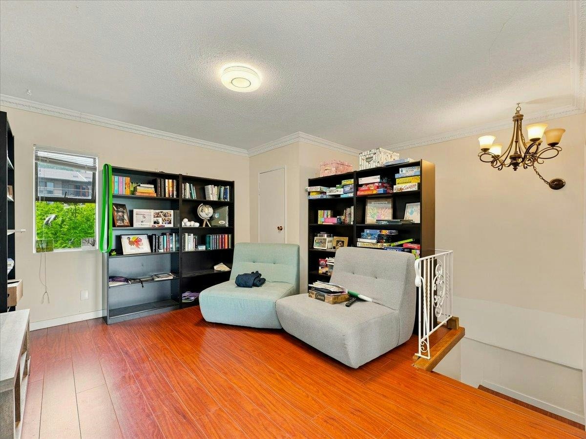 787 Roslyn Boulevard, North Vancouver, BC, V7G 1P4 - 28