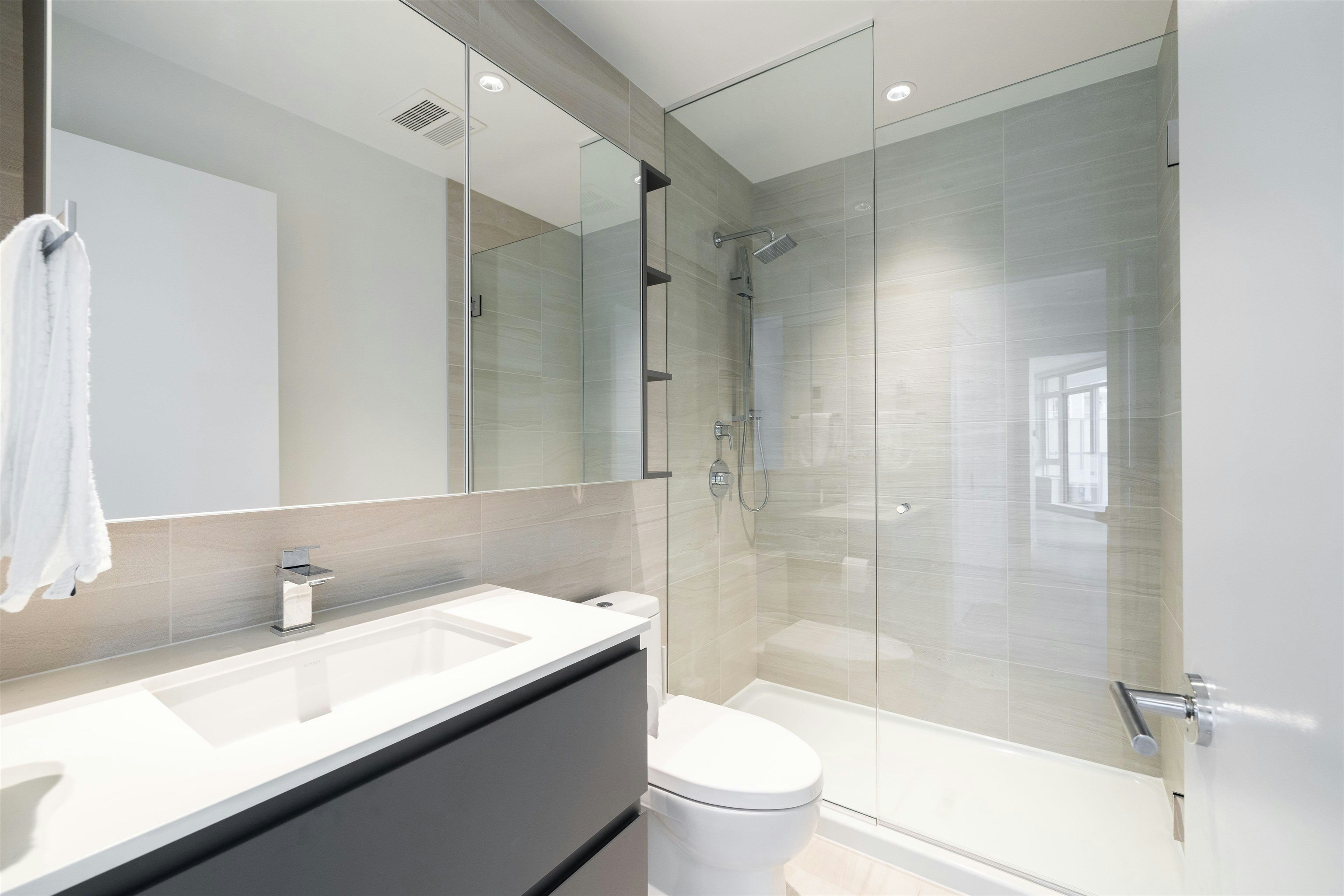 422-6808 Minoru Boulevard, Richmond, BC, V6Y 0M7 - 18