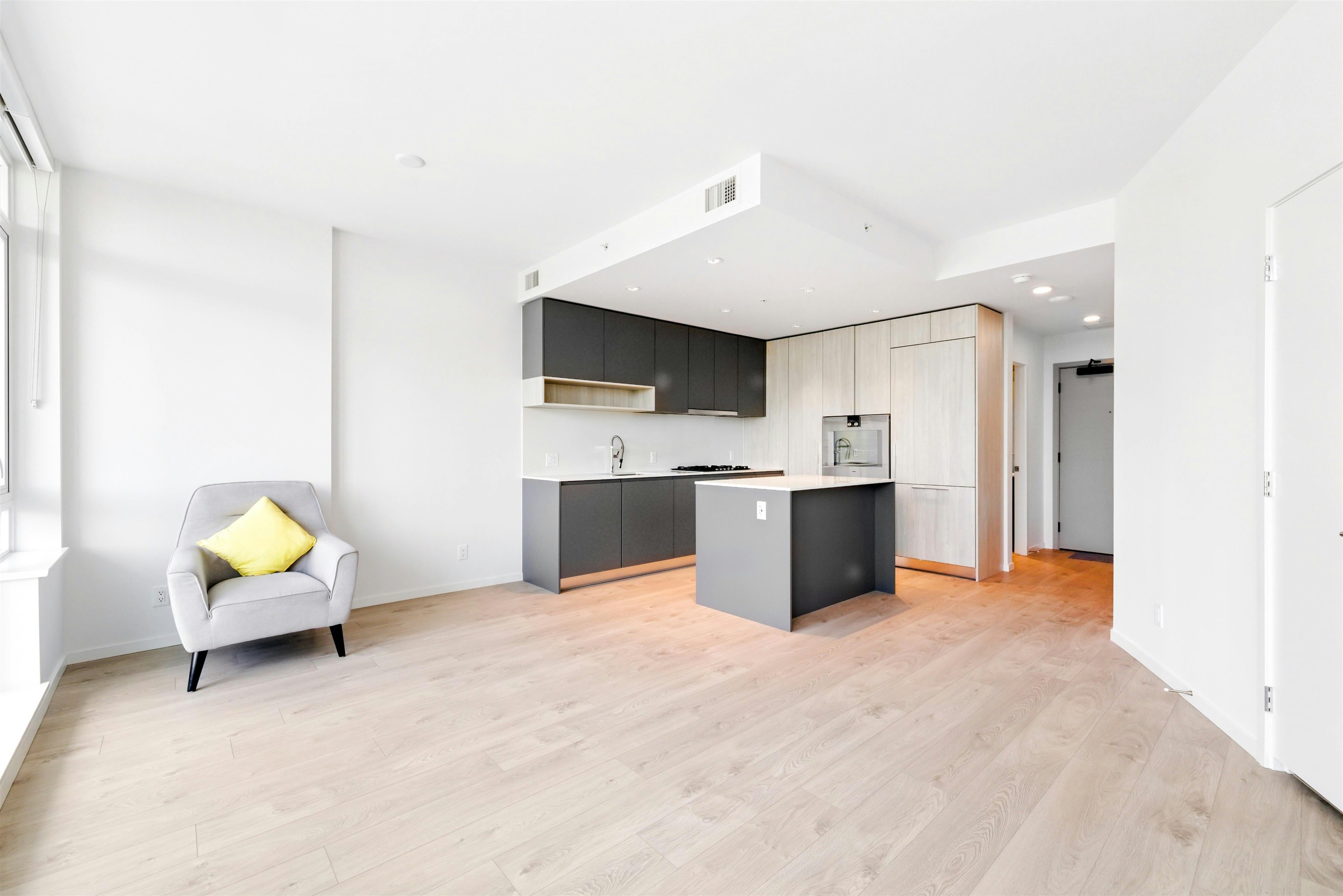 422-6808 Minoru Boulevard, Richmond, BC, V6Y 0M7 - 5