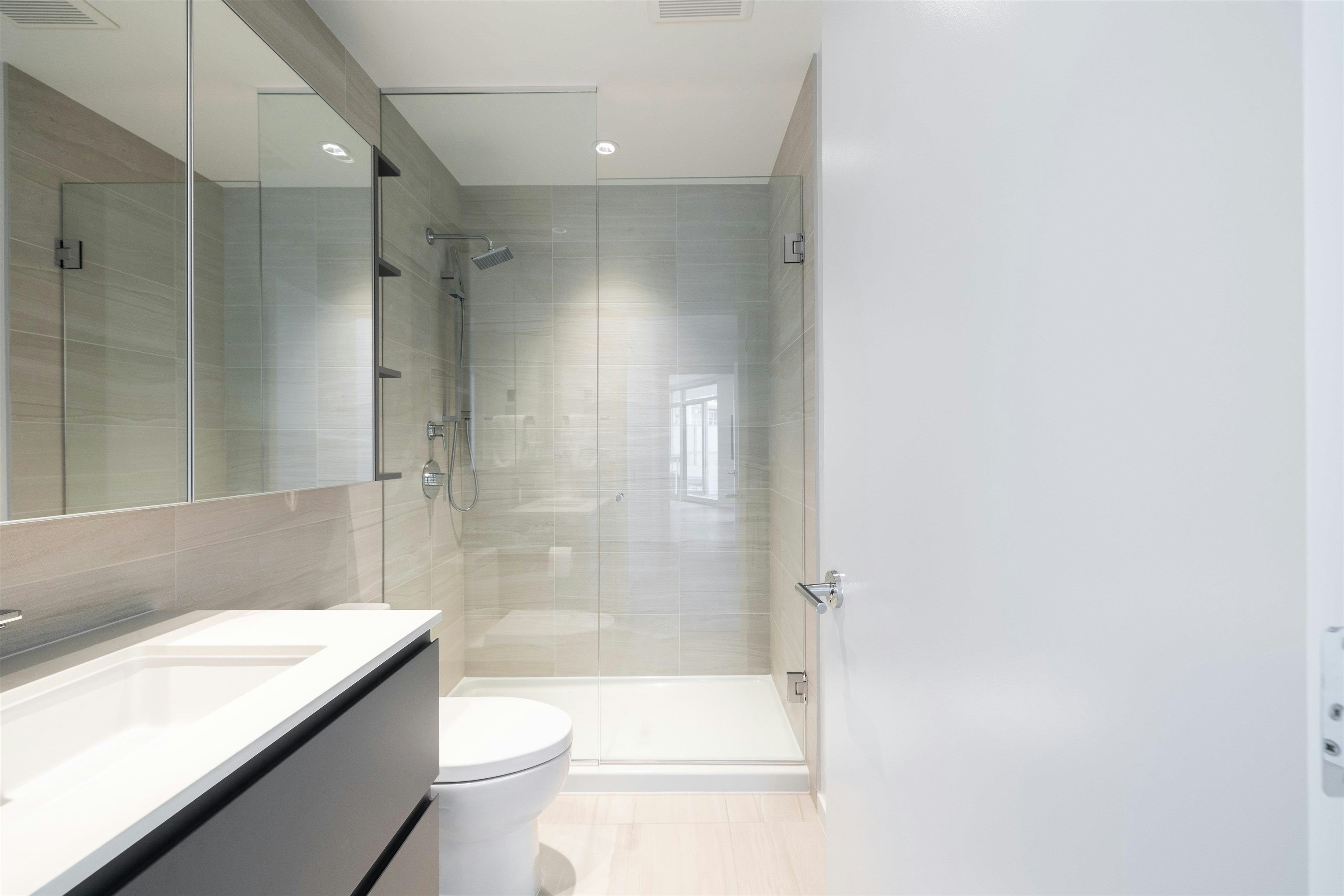 422-6808 Minoru Boulevard, Richmond, BC, V6Y 0M7 - 17