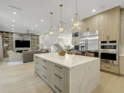 19632 31a Avenue - 5