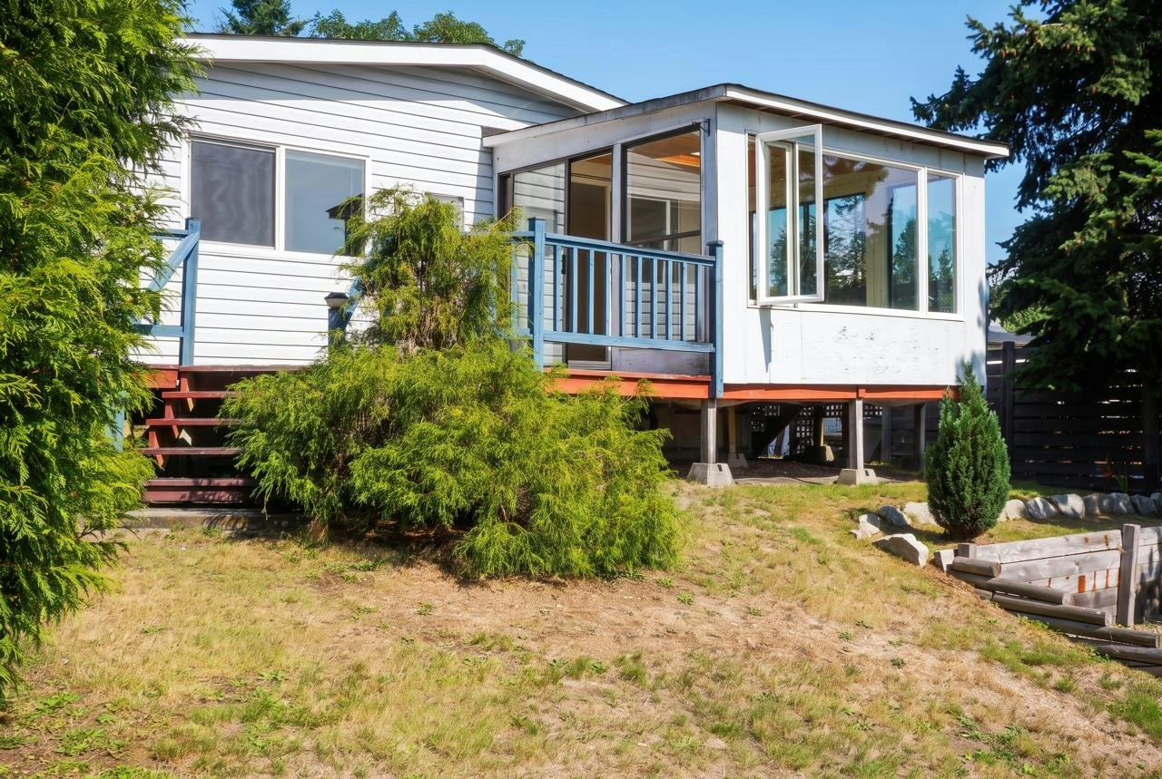 6217 Bligh Road - 3