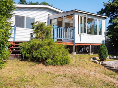 6217 Bligh Road - 3