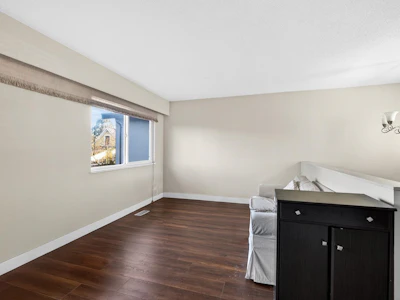 557 E 21st Avenue - 5