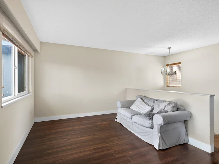 557 E 21st Avenue, Vancouver, BC, V5V 1R5 - 6