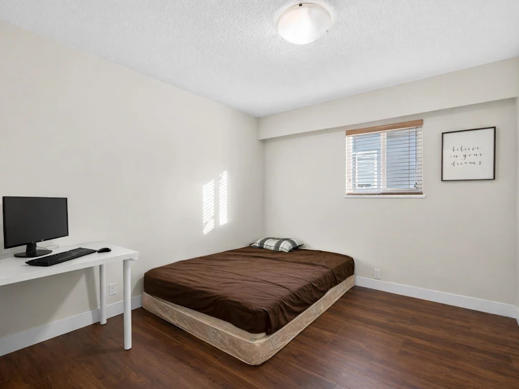 557 E 21st Avenue, Vancouver, BC, V5V 1R5 - 25