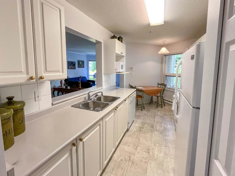 205-3172 Gladwin Road, Abbotsford, BC, V2T 5T3 - 17