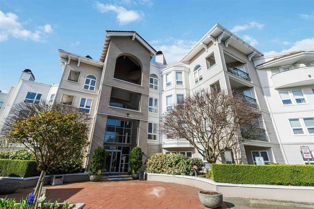 205-3172 Gladwin Road, Abbotsford, BC, V2T 5T3