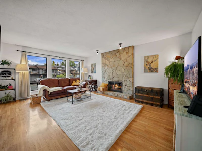 1120 Wallace Court - 3