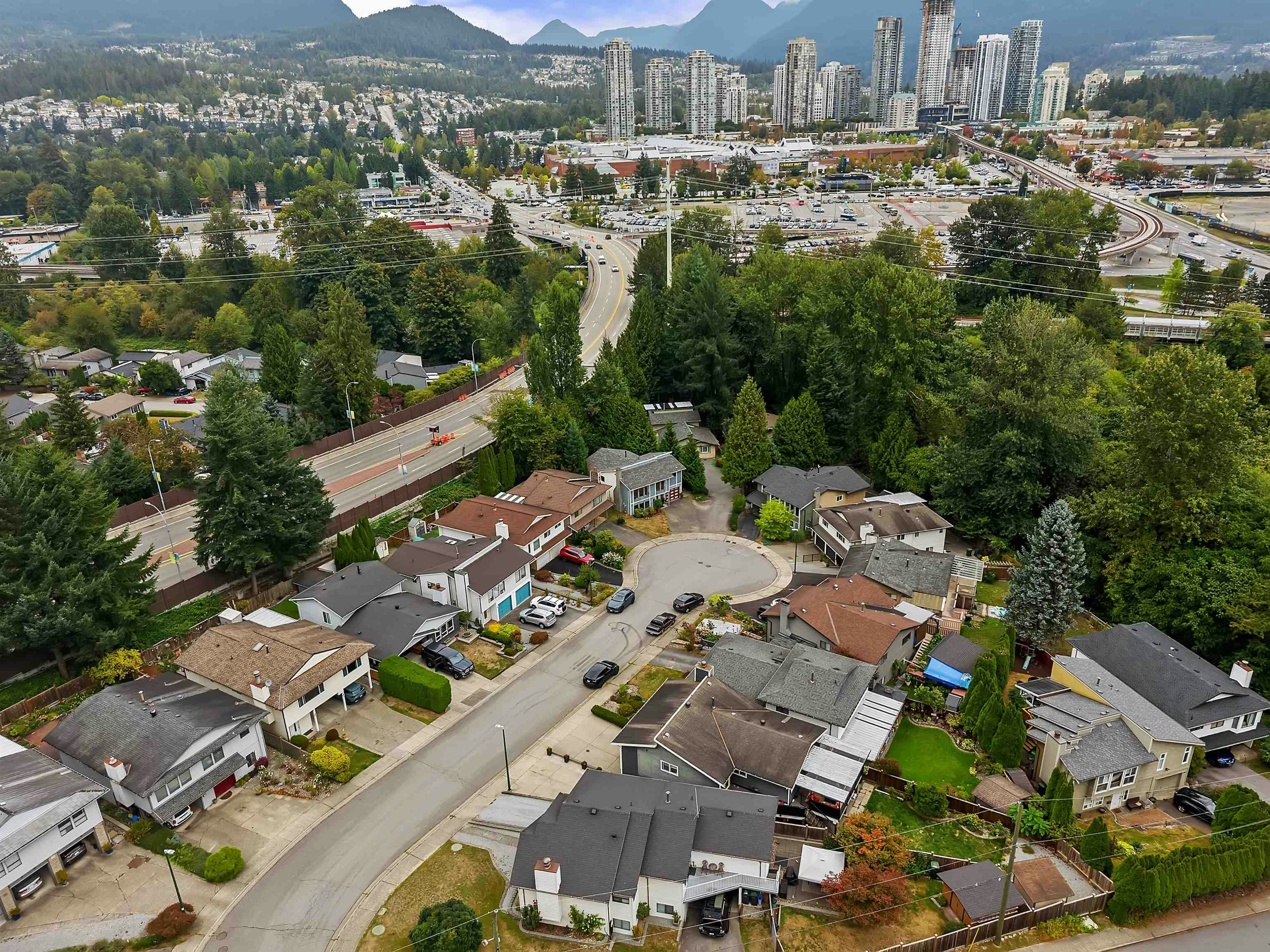 1120 Wallace Court, Coquitlam, BC, V3C 4X4 - 38