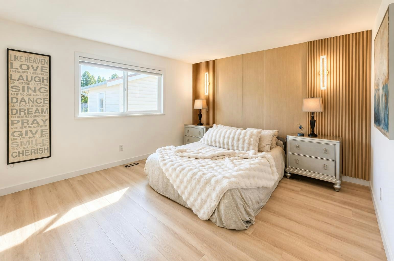 15092 19a Avenue, Surrey, BC, V4A 7G8