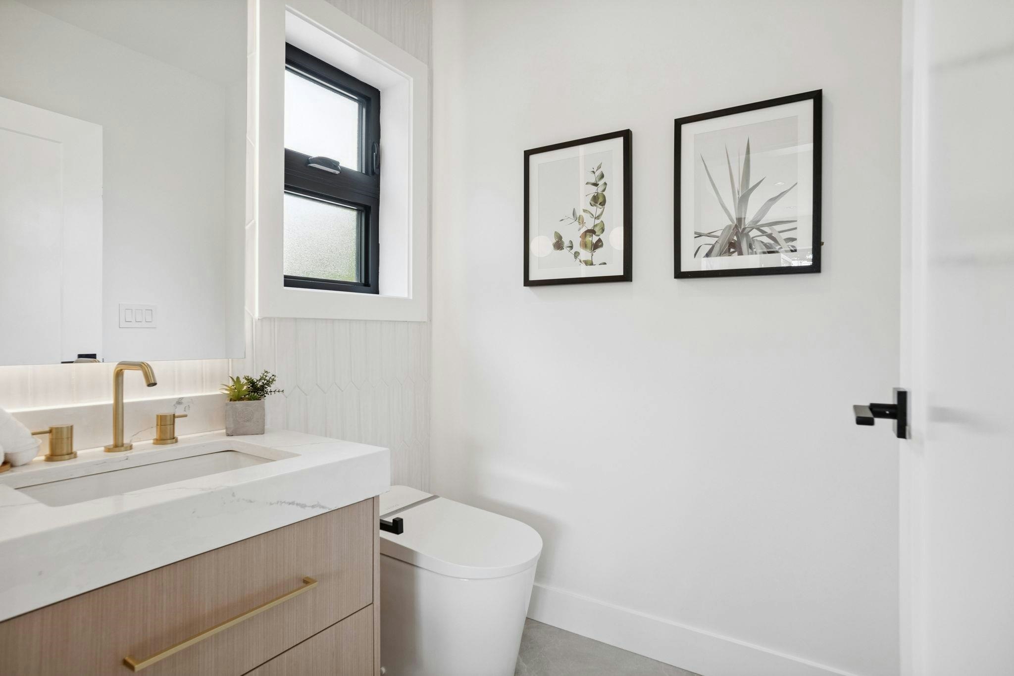 2307 E 3rd Avenue, Vancouver, BC, V5N 4W7 - 27