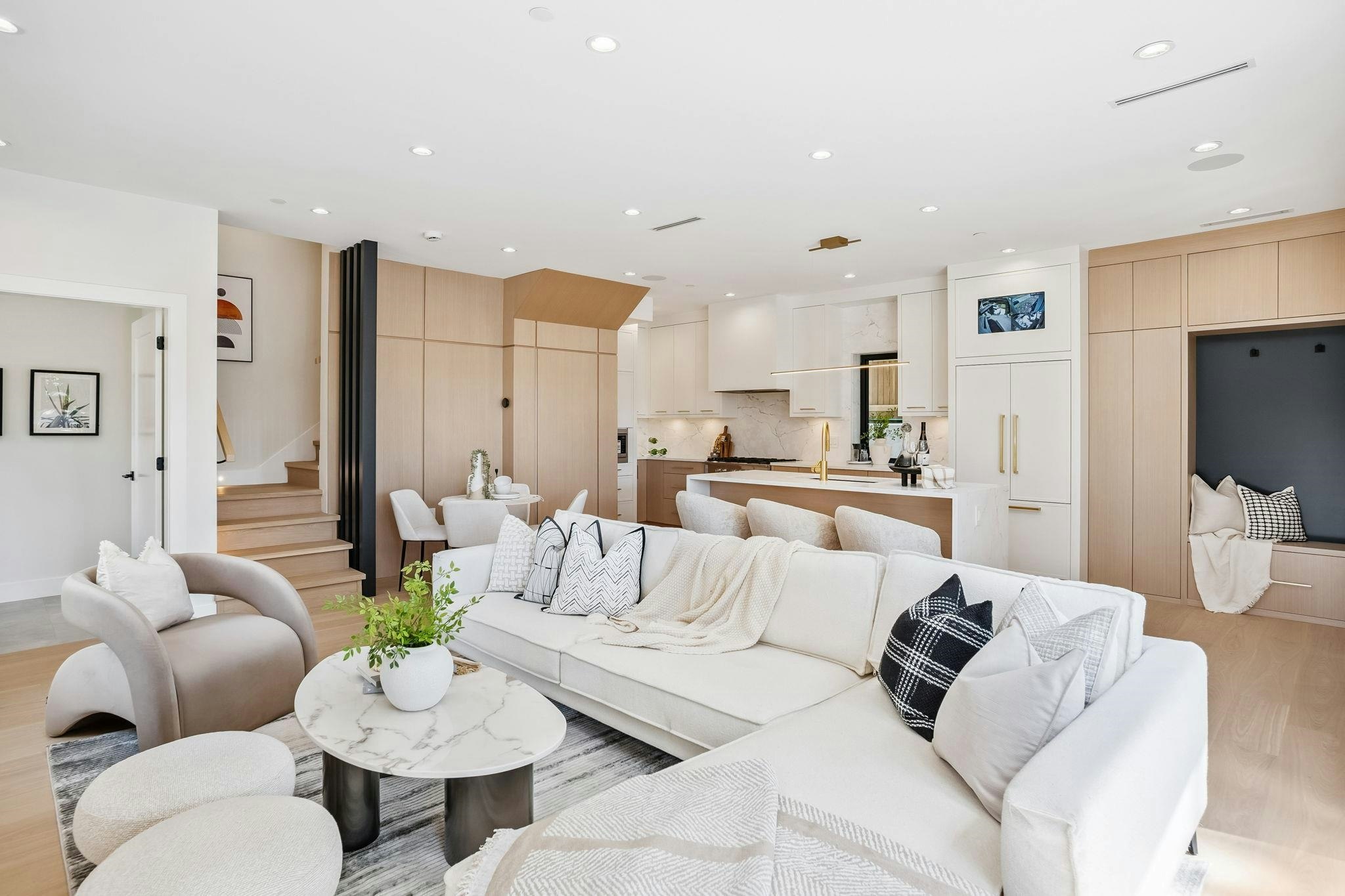 2307 E 3rd Avenue, Vancouver, BC, V5N 4W7 - 8
