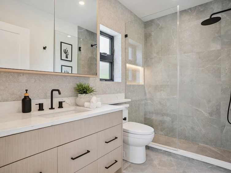 2307 E 3rd Avenue, Vancouver, BC, V5N 4W7 - 21