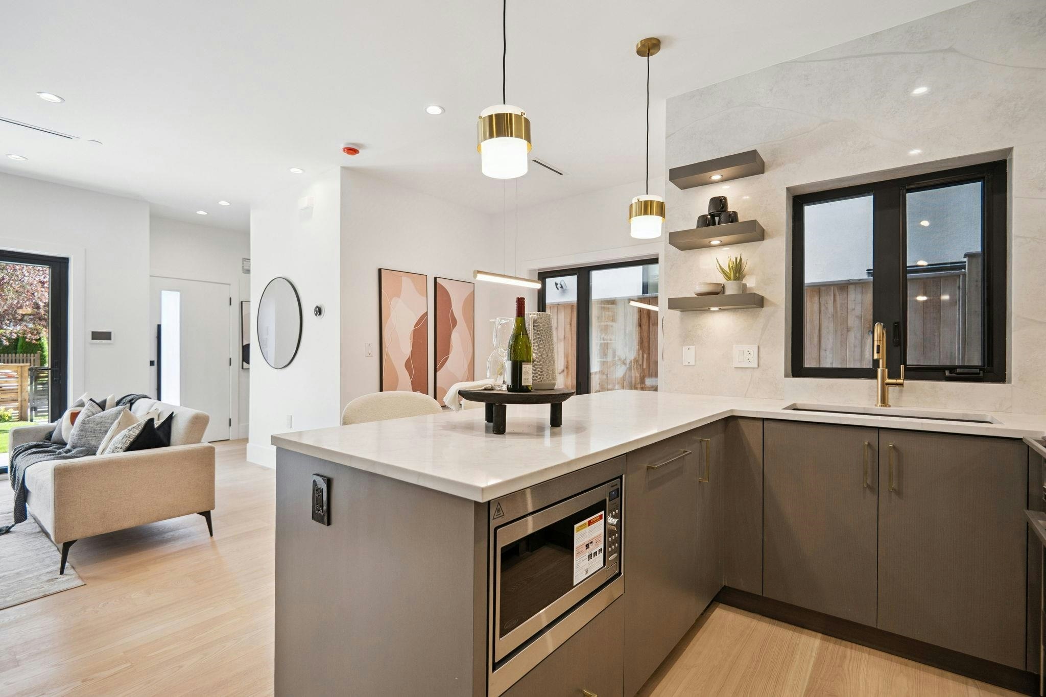 #1-1079 E 14th Avenue, Vancouver, BC, V5T 2P1 - 16