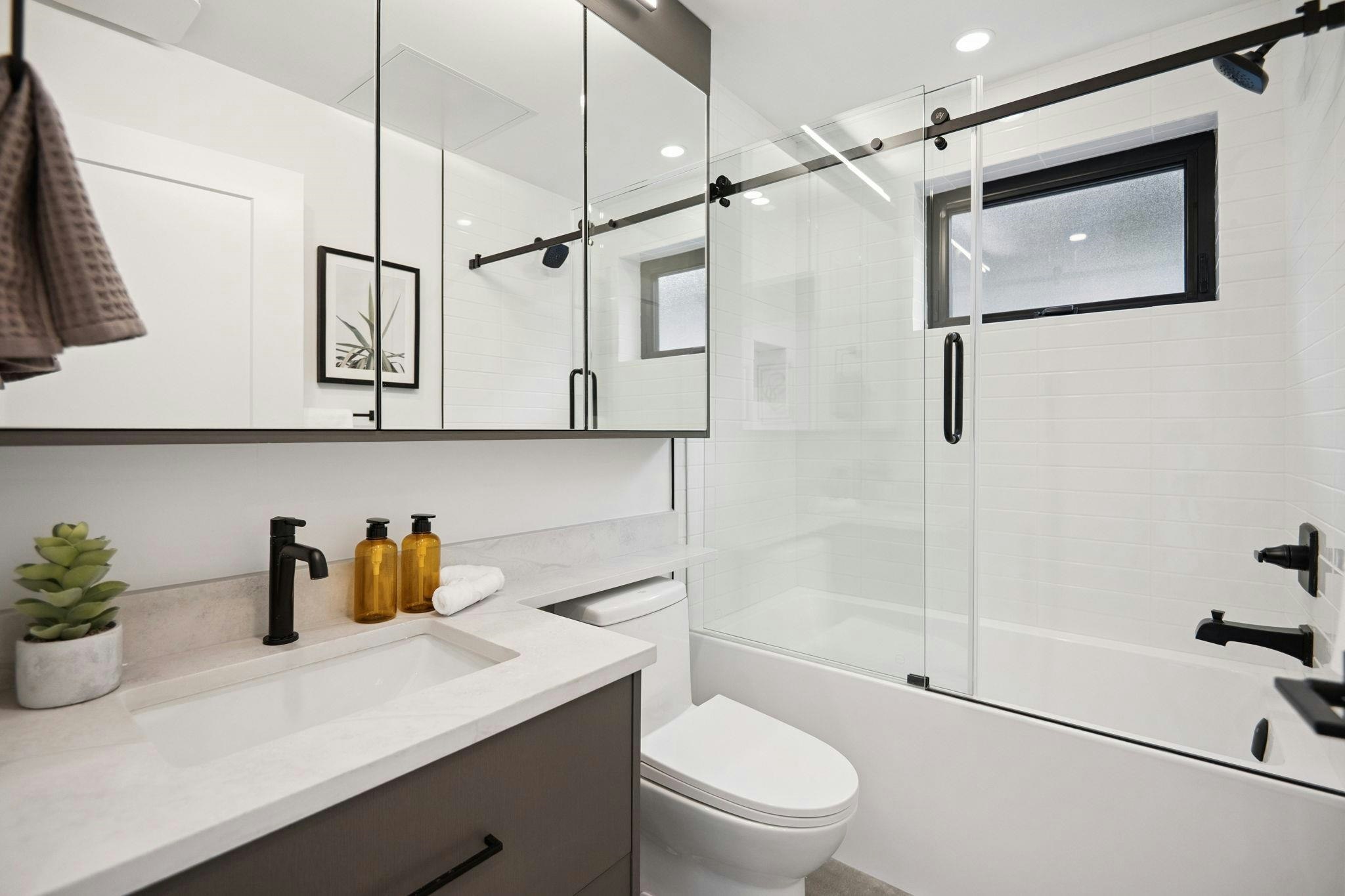 #1-1079 E 14th Avenue, Vancouver, BC, V5T 2P1 - 25