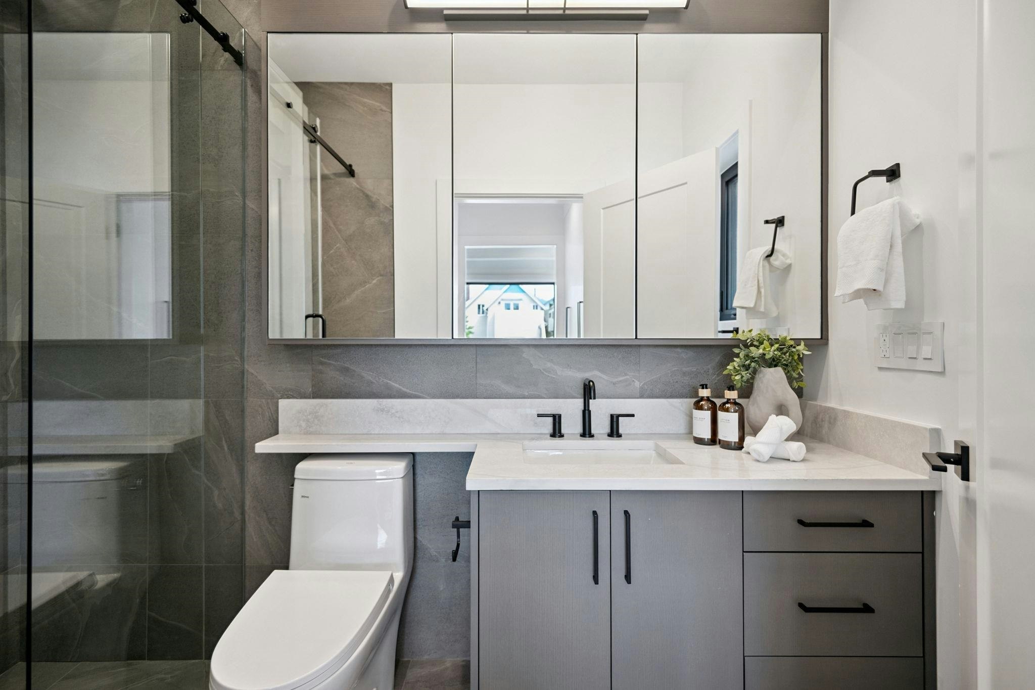 #2-1079 E 14th Avenue, Vancouver, BC, V5T 2P1 - 26
