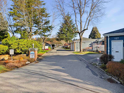 113-14271 18a Avenue - 3