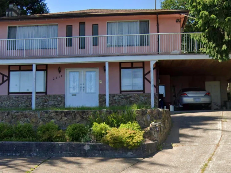 2411 Cape Horn Avenue, Coquitlam, BC, V3K 1J9 - 3