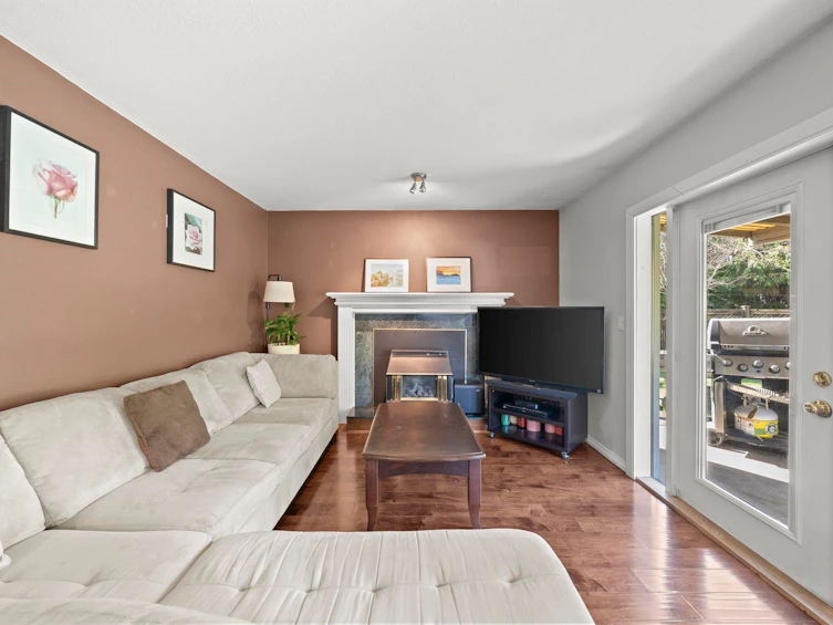 8891 157 Street, Surrey, BC, V4N 2Y8 - 9