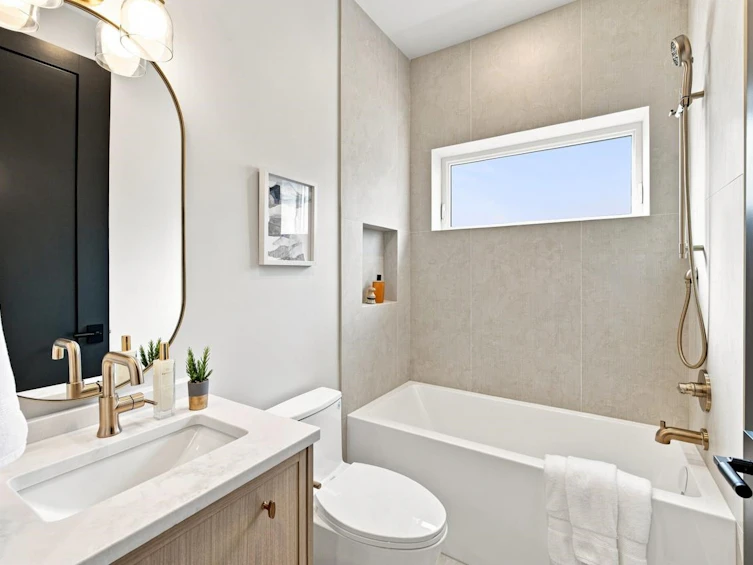3549 W 38th Avenue, Vancouver, BC, V6N 2X9 - 28