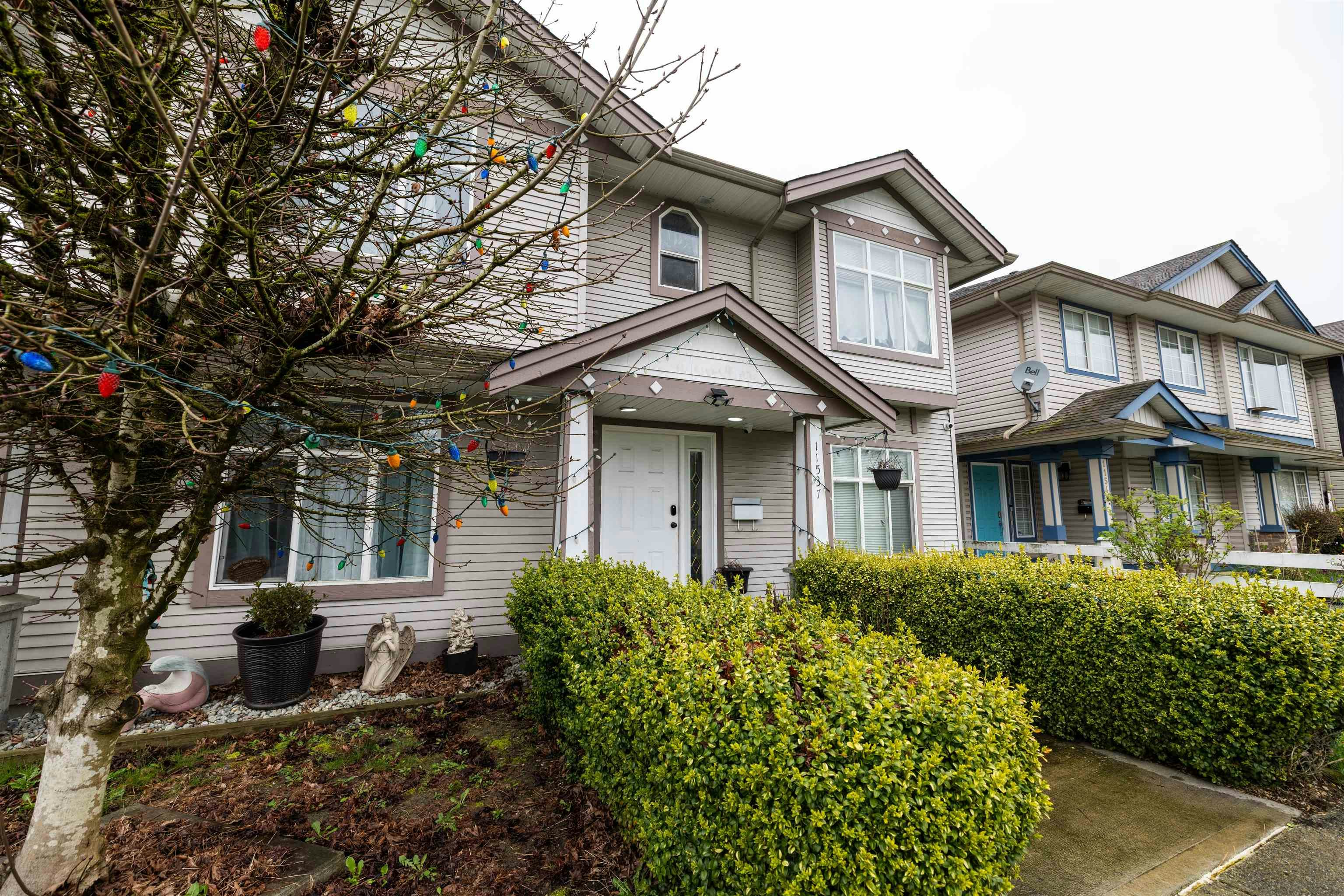 11537 240 Street, Maple Ridge, BC, V2W 1A3