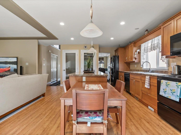 46517 Armstrong Place, Chilliwack, BC, V2R 5W4 - 9