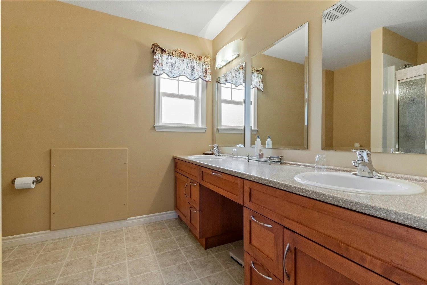 46517 Armstrong Place, Chilliwack, BC, V2R 5W4 - 20