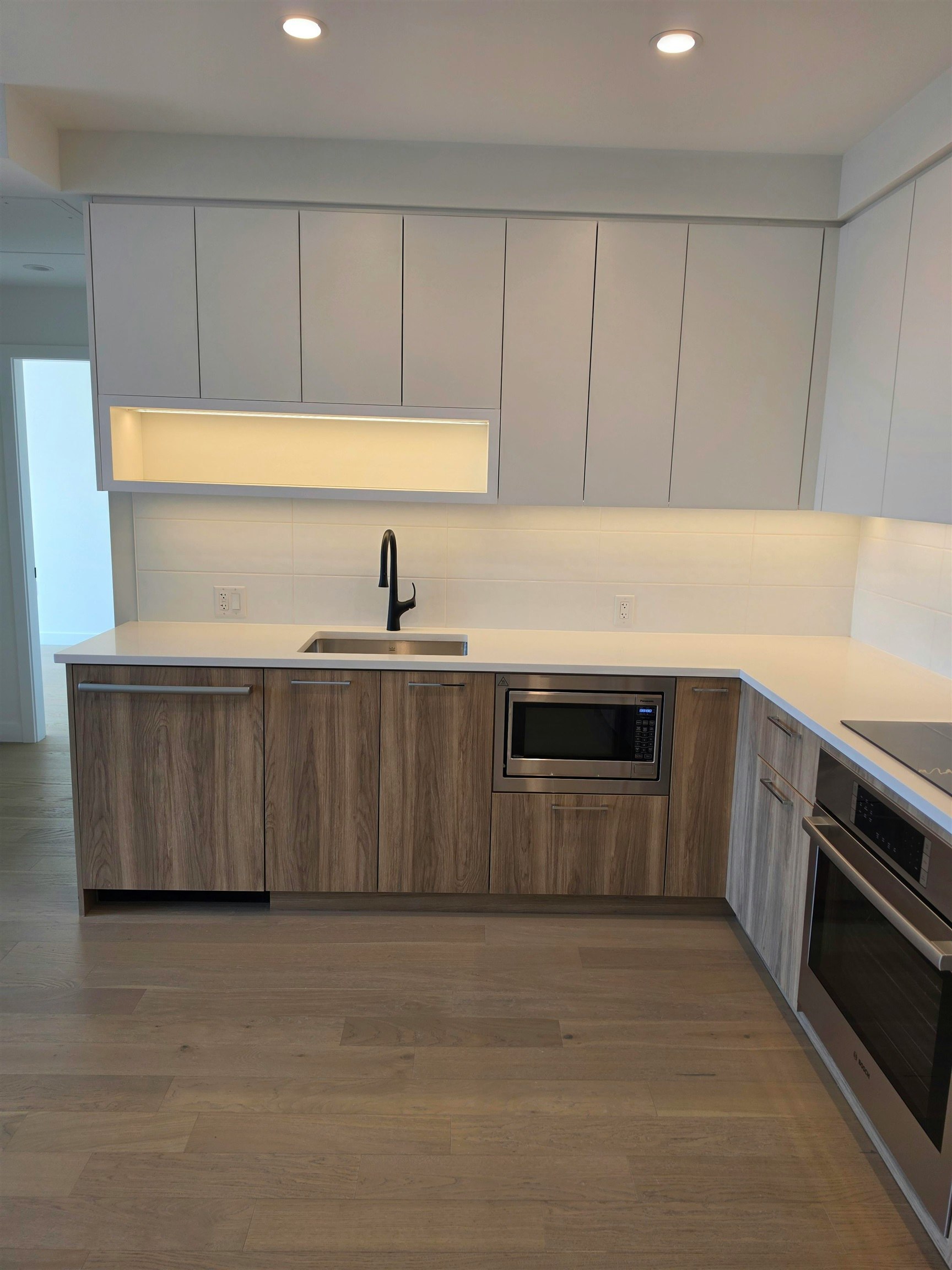 209-8398 Oak Street, Vancouver, BC, V6P 0L9 - 6