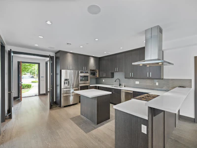 7493 Gatineau Place - 4