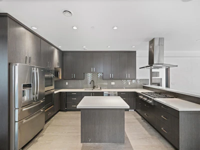 7493 Gatineau Place - 5