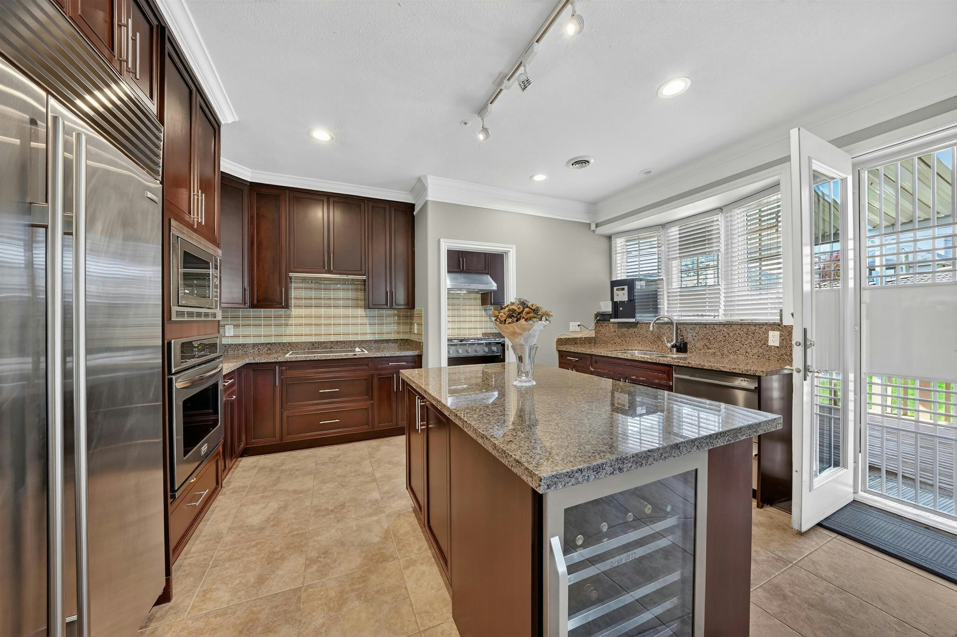 6309 Alberta Street, Vancouver, BC, V5Y 3N3 - 9