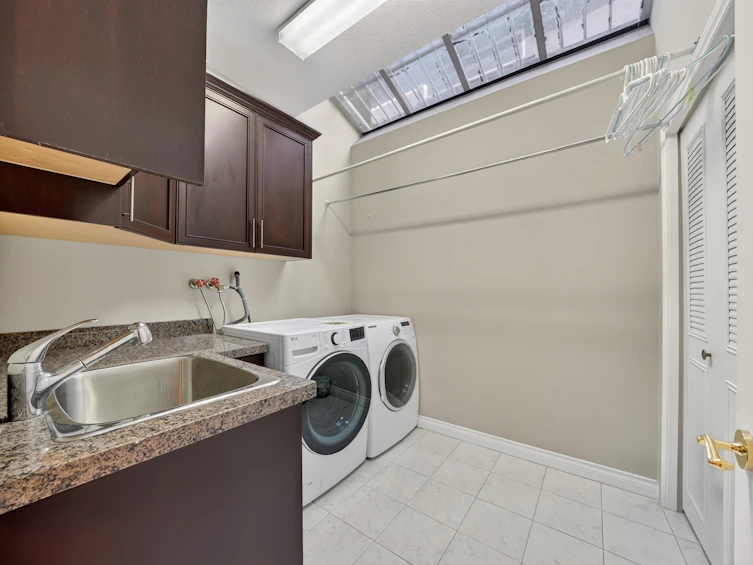 6309 Alberta Street, Vancouver, BC, V5Y 3N3 - 25