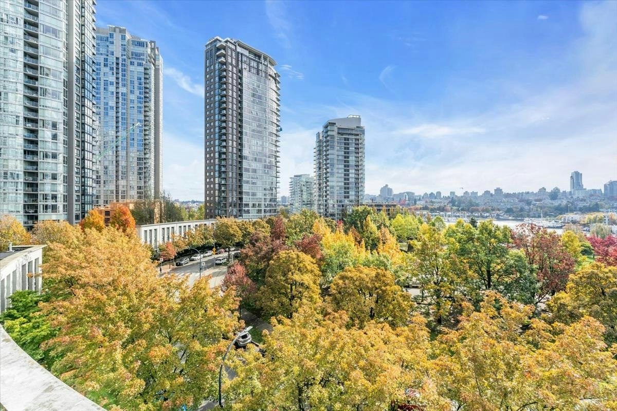 705-583 Beach Crescent, Vancouver, BC, V6Z 3E6 - 24