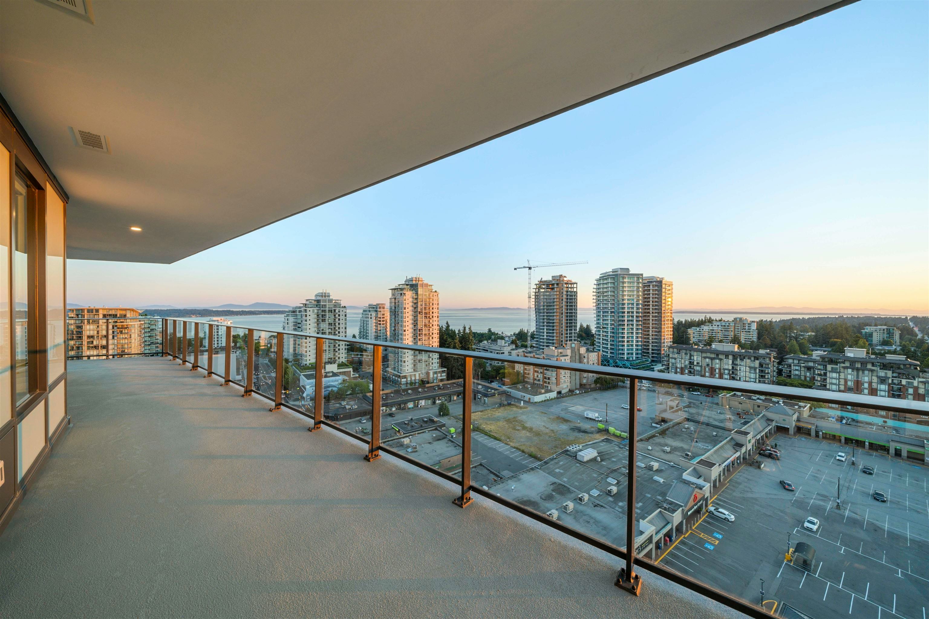 1605-1588 Johnston Road, Surrey, BC, V4B 0C5 - 30
