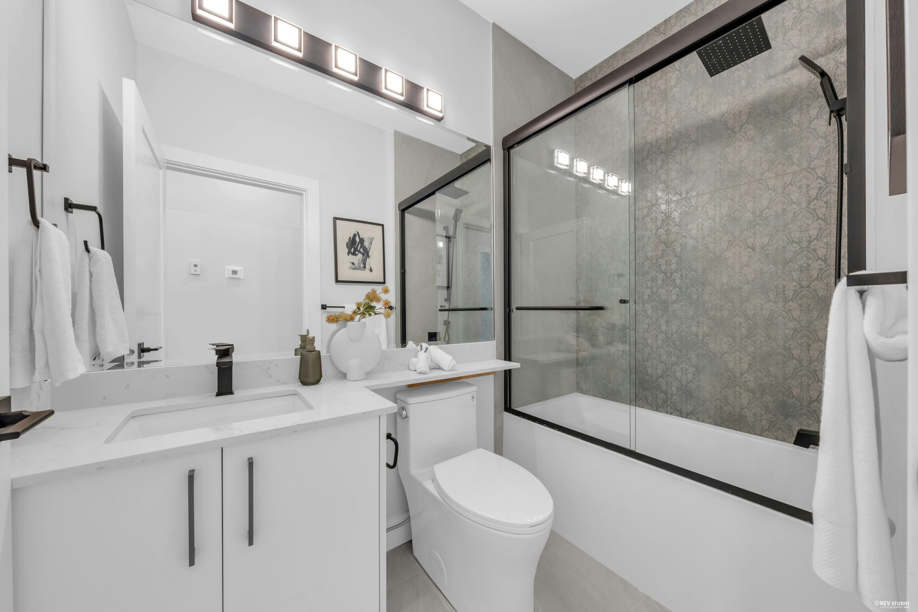 2743 Mcgill Street, Vancouver, BC, V5K 1H4 - 17